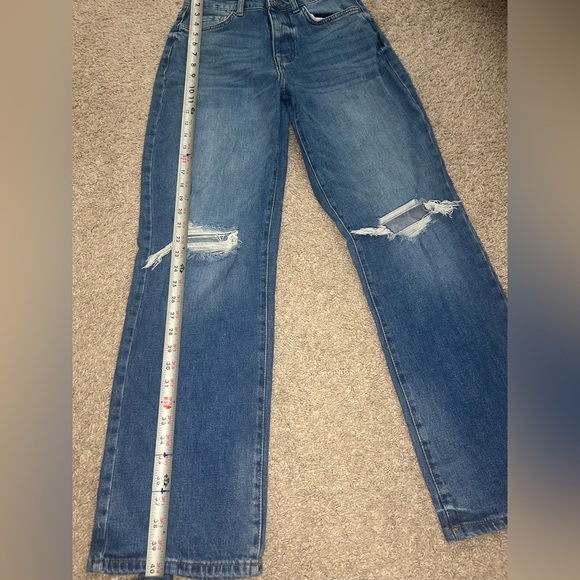 Forever 21 Blue Ripped Straight Leg Jeans - Picture 5 of 7